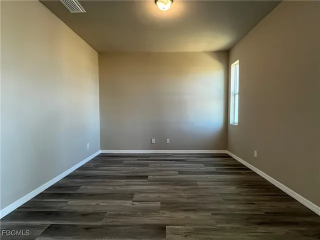 $329,900 | 2900 Northwest 17th Place, Cape Coral, FL 33993