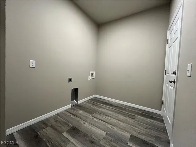 $329,900 | 2900 Northwest 17th Place, Cape Coral, FL 33993