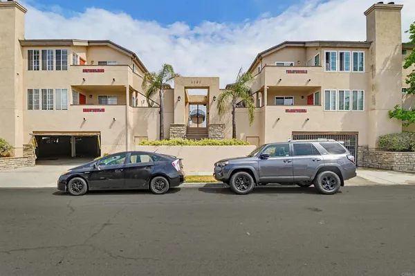$475,000 | 1202 Donax Avenue, Unit 2, Imperial Beach, CA 91932