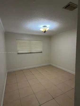 $2,300 | 6246 Southwest 136th Court, Unit D209, Miami, FL 33183