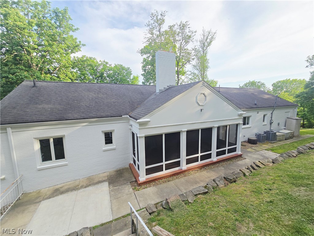 885 Sheridan Road Coshocton, OH 43812 - Photo 33 of 36