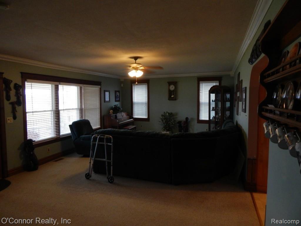 6715 Springborn Road East China, MI 48054 - Photo 3 of 11 DSCN0085.jpg