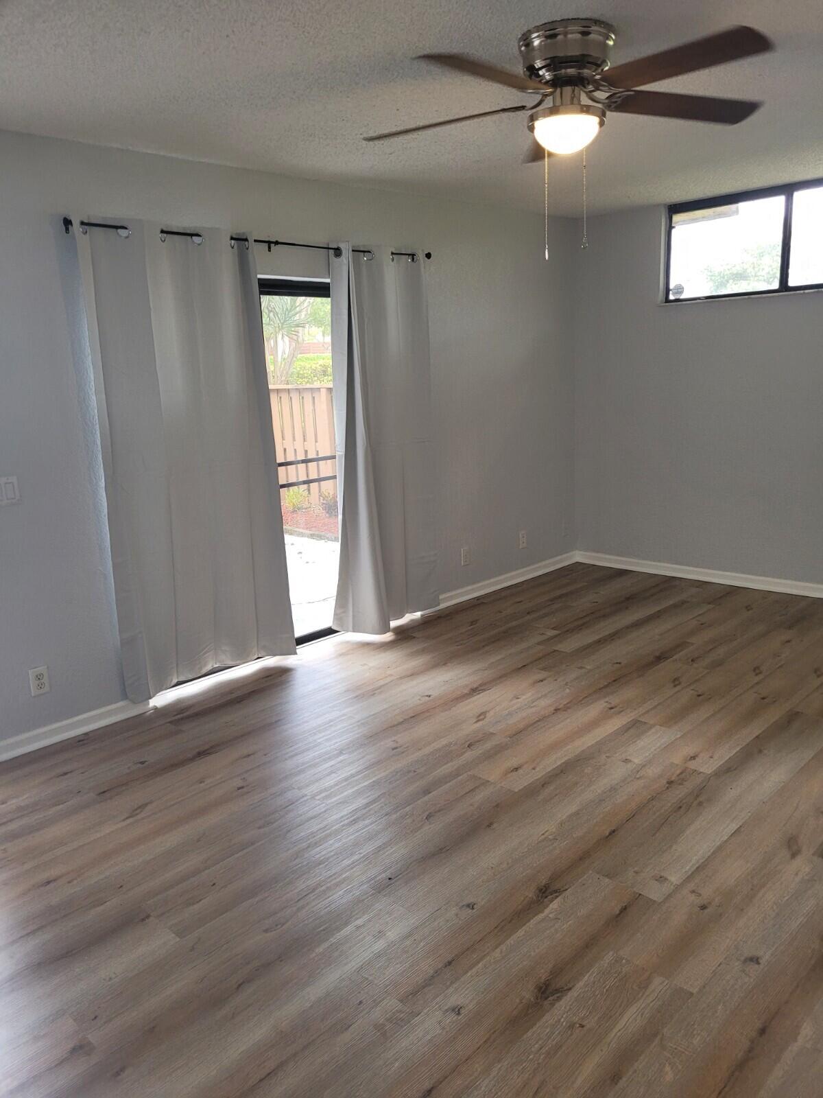 8225 Severn Drive, Unit B Boca Raton, FL 33433 - Photo 15 of 23 20220217_132003