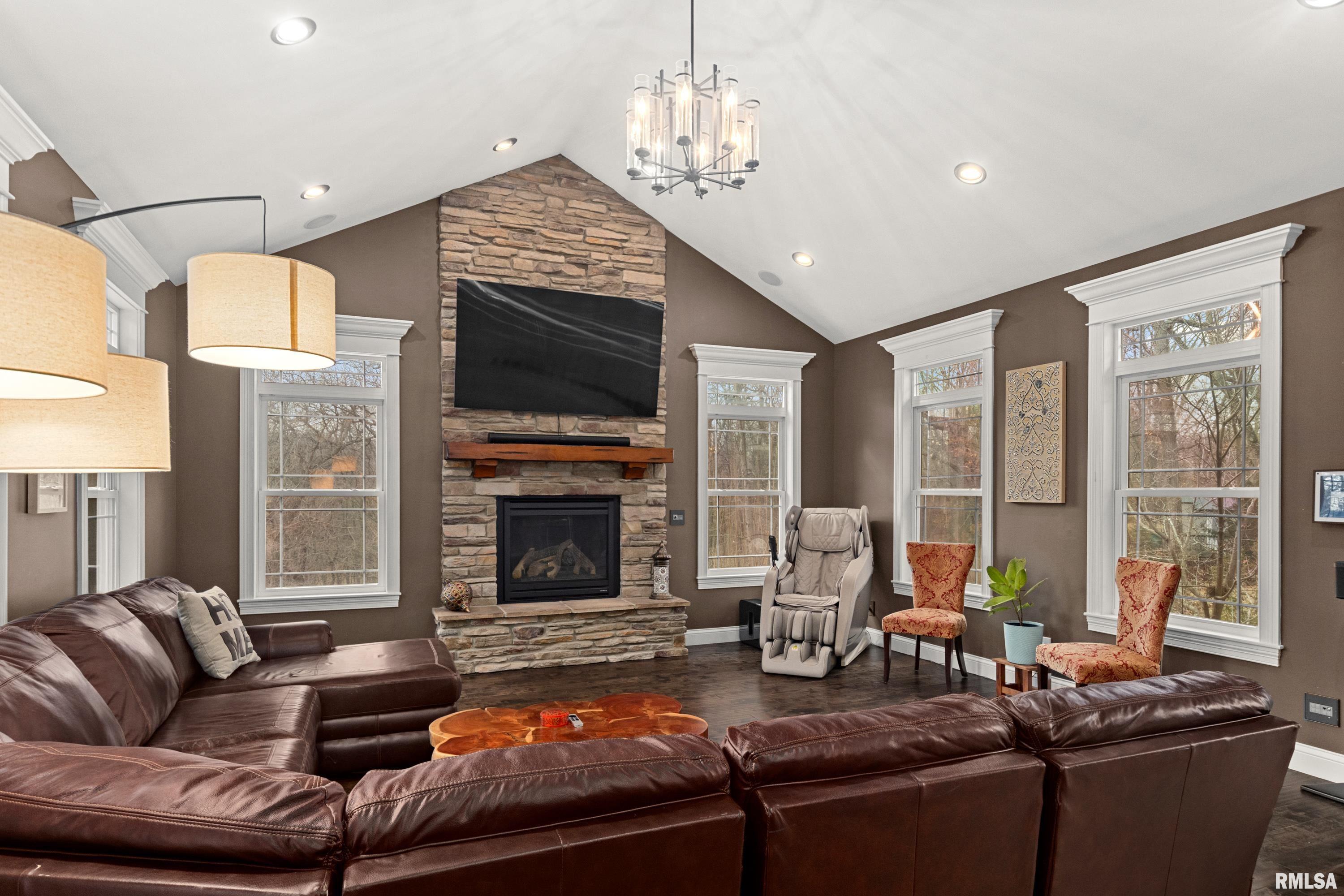 1017 Copperpoint Drive Dunlap, IL 61525 - Photo 18 of 84