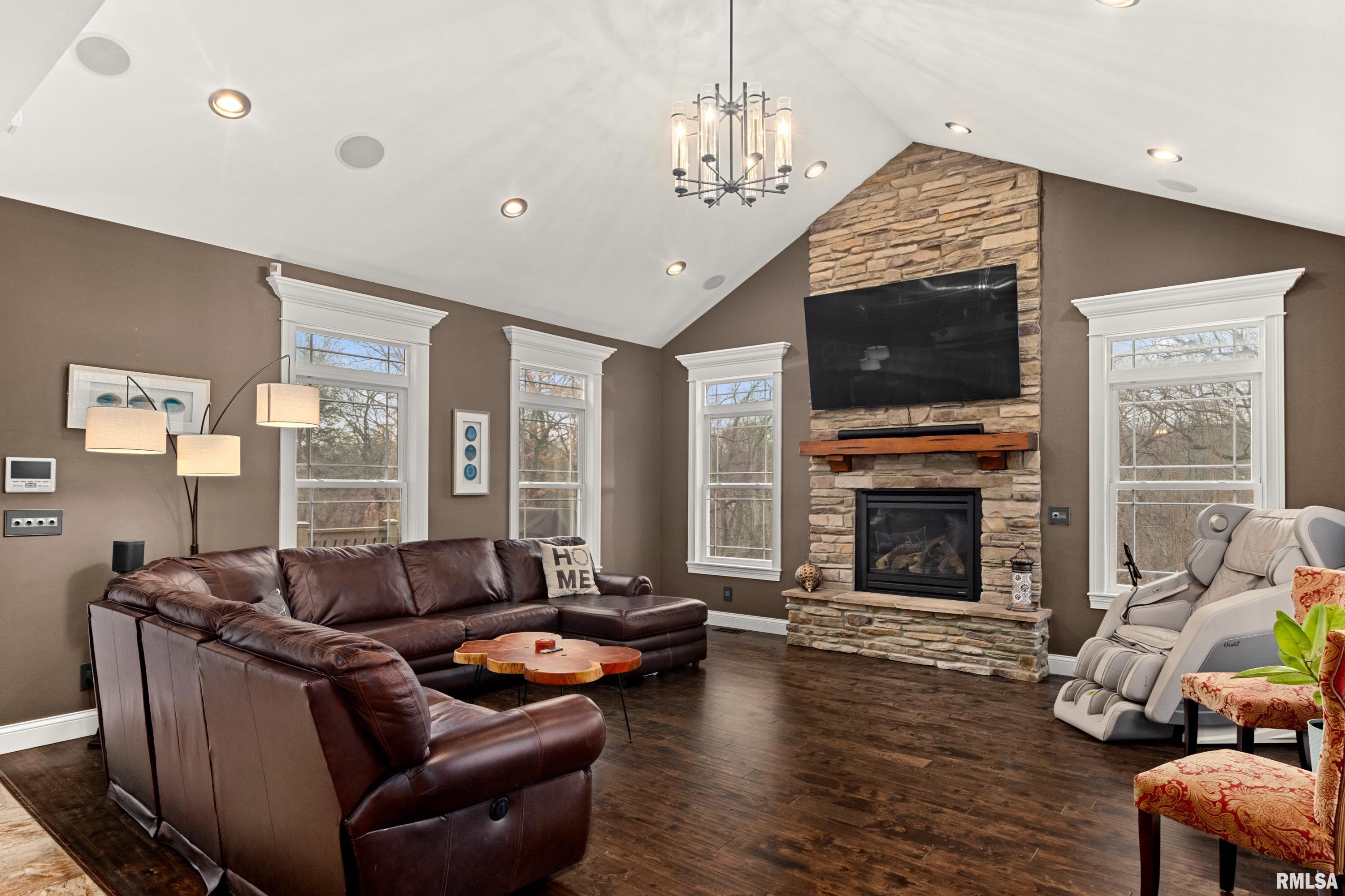 1017 Copperpoint Drive Dunlap, IL 61525 - Photo 19 of 84