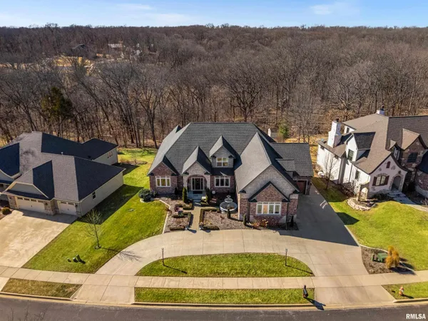 $949,000 | 1017 Copperpoint Drive, Dunlap, IL 61525