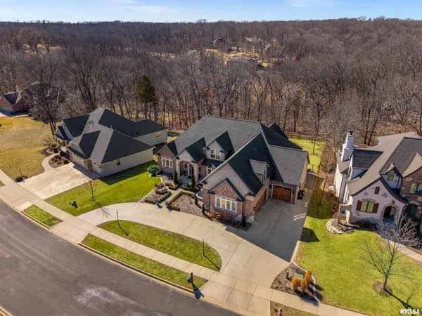 $949,000 | 1017 Copperpoint Drive, Dunlap, IL 61525