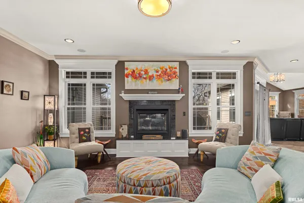 $949,000 | 1017 Copperpoint Drive, Dunlap, IL 61525