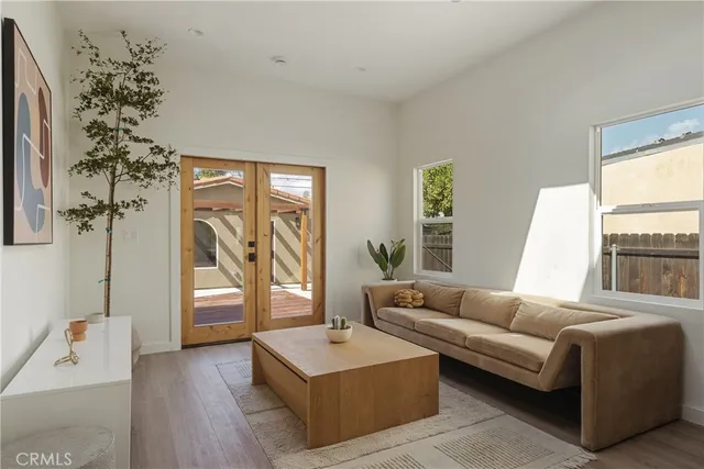 $1,999,000 | 2923 Acresite Street, Los Angeles, CA 90039