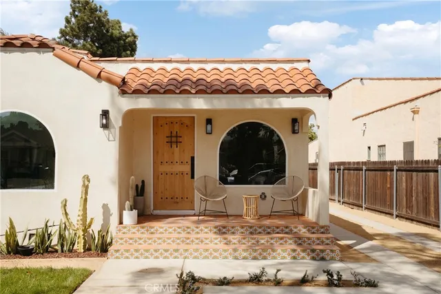 $1,999,000 | 2923 Acresite Street, Los Angeles, CA 90039