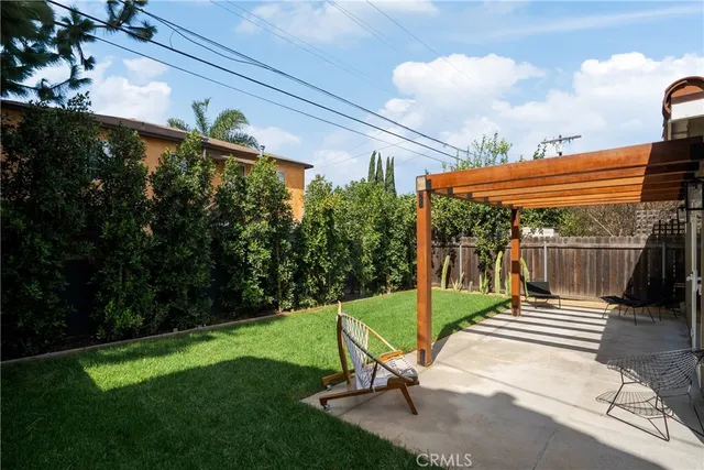 $1,999,000 | 2923 Acresite Street, Los Angeles, CA 90039