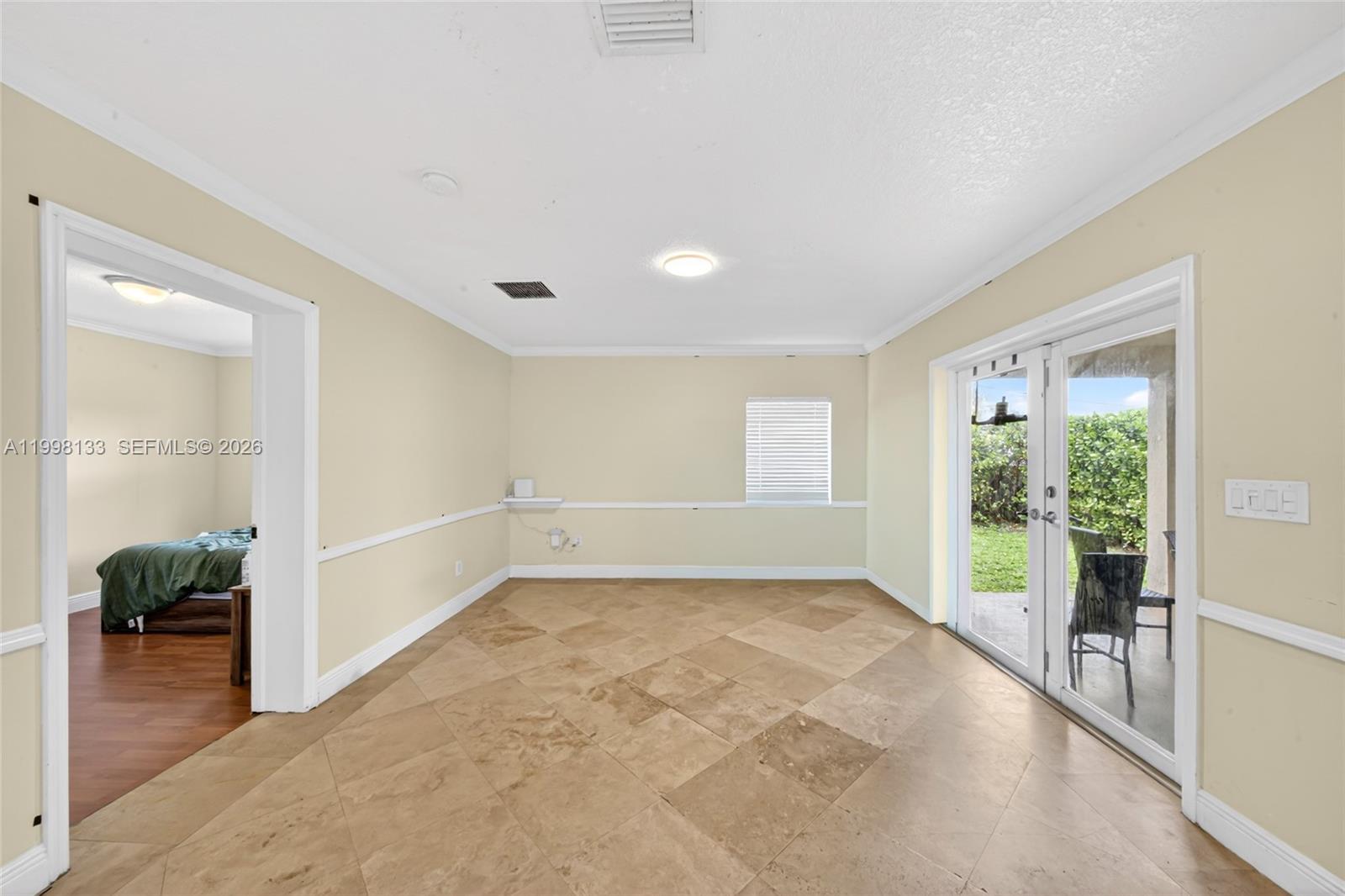 6881 Southwest 27th Street Miami, FL 33155 - Photo 13 of 33 Gallery Image 13