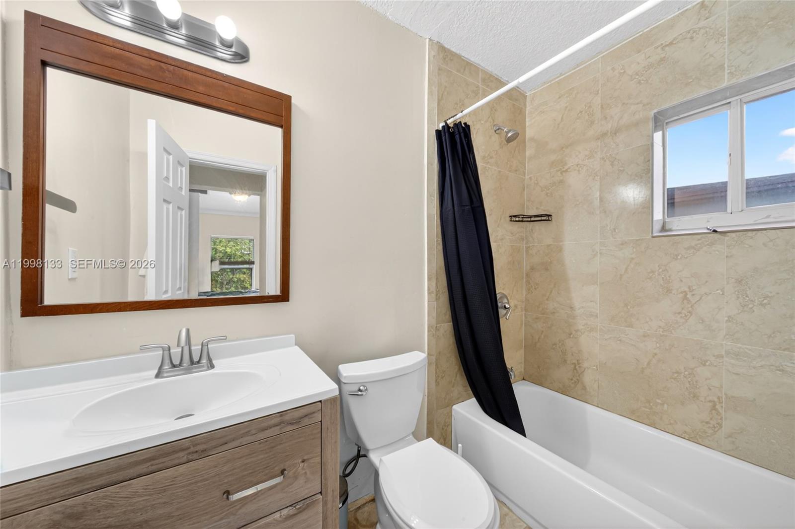 6881 Southwest 27th Street Miami, FL 33155 - Photo 14 of 33 Gallery Image 14