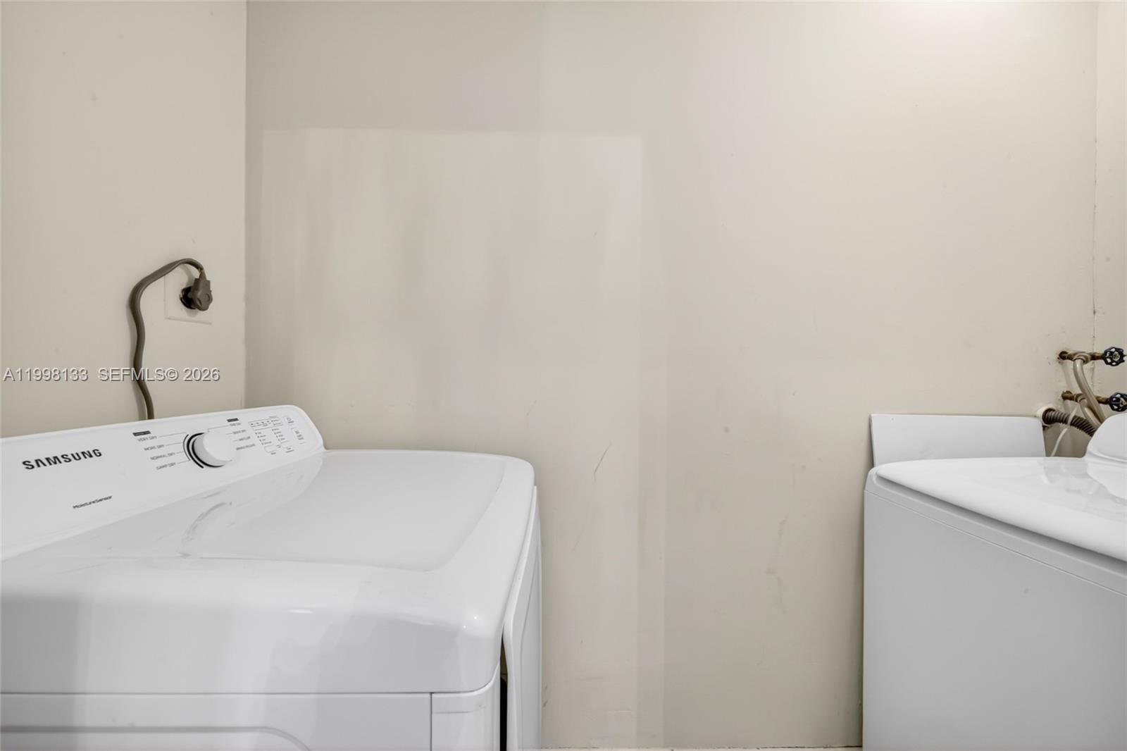 6881 Southwest 27th Street Miami, FL 33155 - Photo 23 of 33 Gallery Image 23