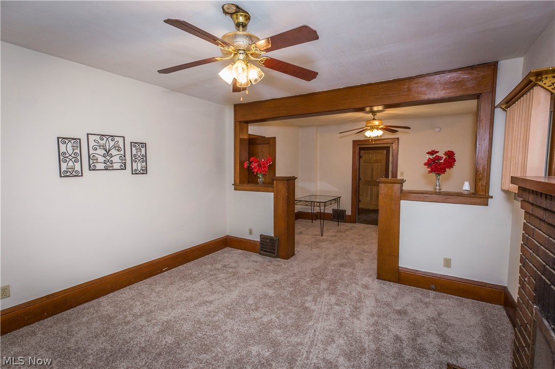 808 Thayer Street Akron, OH 44310 - Photo 5 of 34 Gallery Image 5