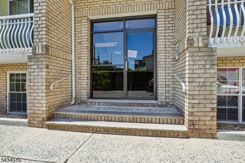 272 Walnut Street, Unit 6D Newark, NJ 07105 - Photo 22 of 24