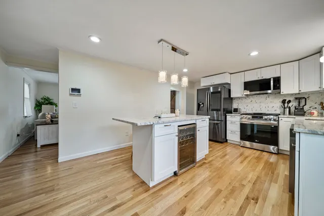 $650,000 | 23 Parkhurst Drive, Nashua, NH 03062