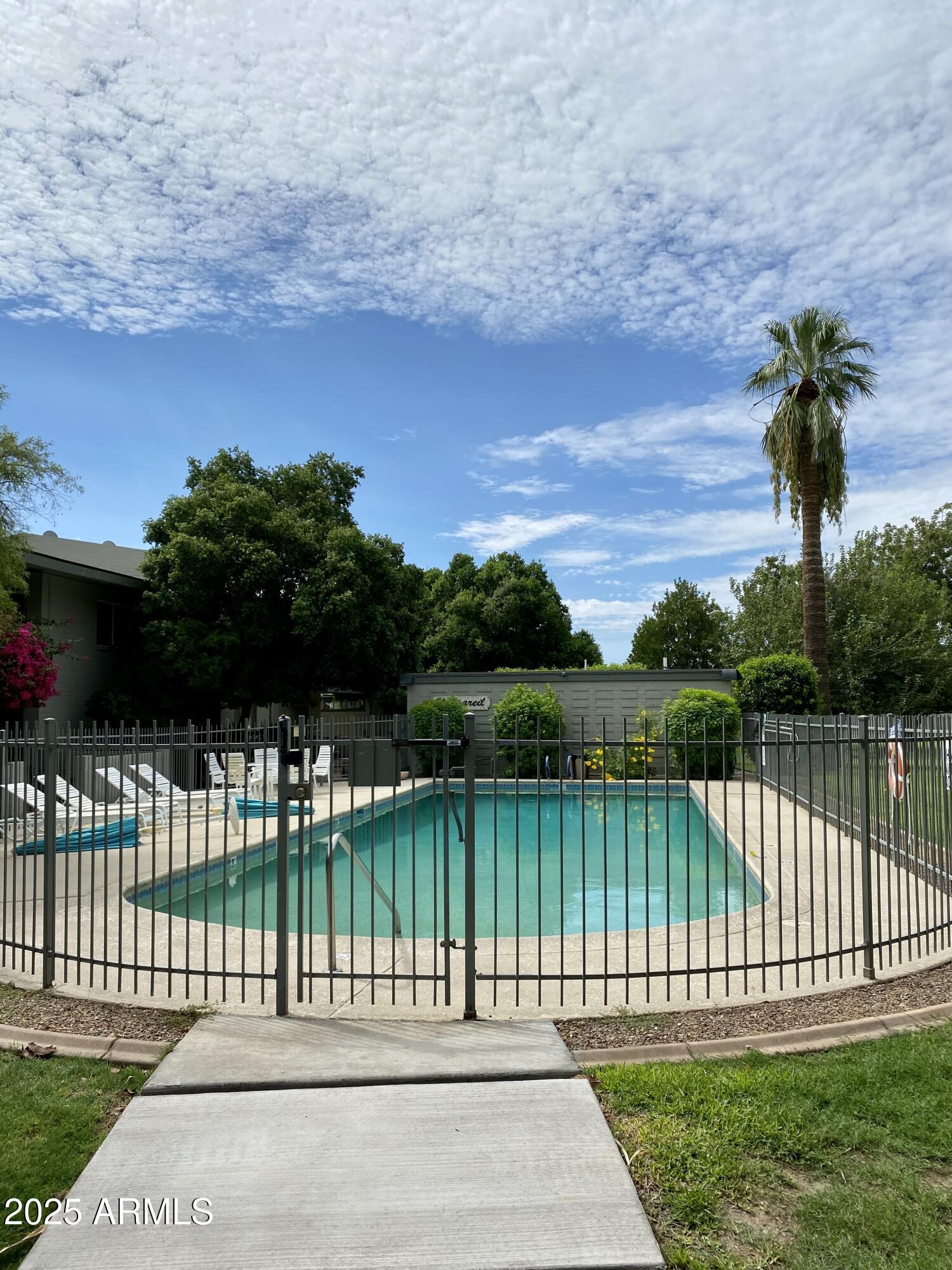 1107 West Osborn Road, Unit 113 Phoenix, AZ 85013 - Photo 20 of 20 a view of a street