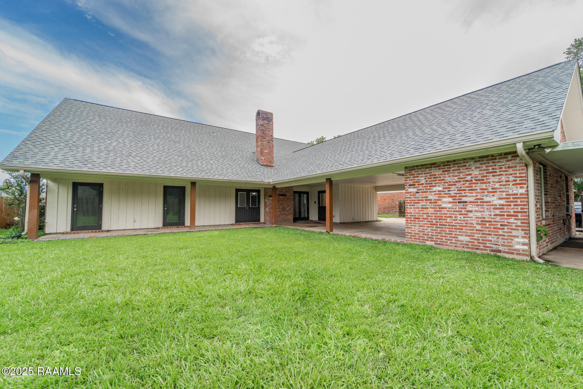 513 Robert Lee Circle Lafayette, LA 70506 - Photo 22 of 23 back yard