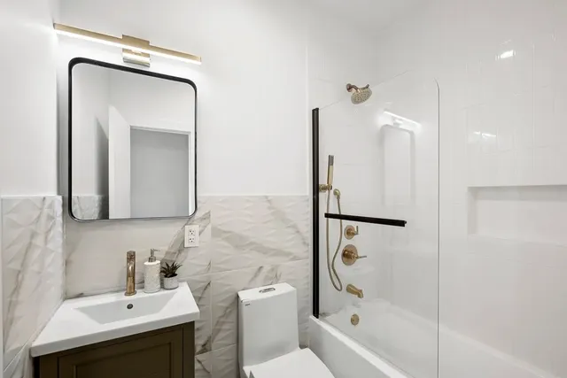 $1,850,000 | 125 Beadel Street | East Williamsburg