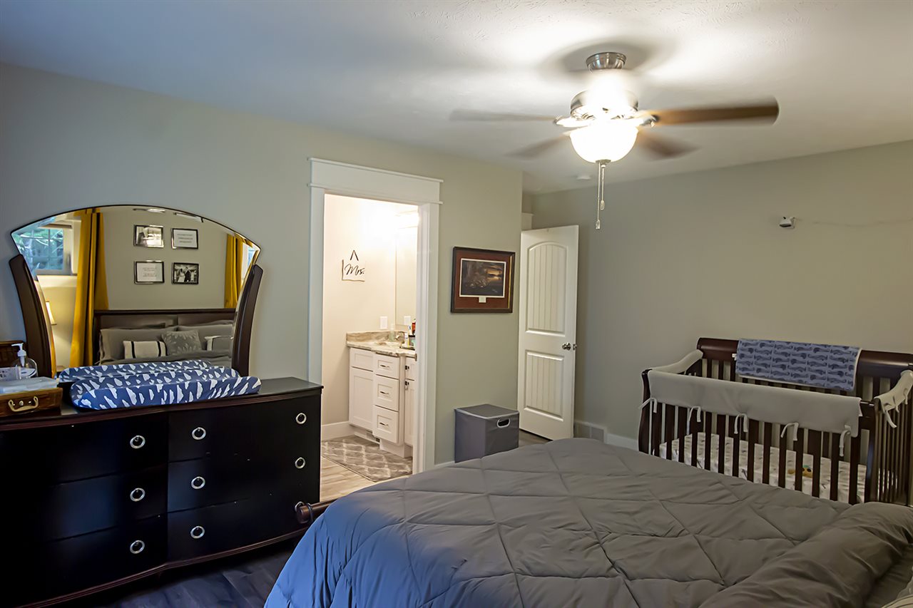 1648 Round Lake Road Interlochen, MI 49643 - Photo 15 of 33 1880300-14.JPG