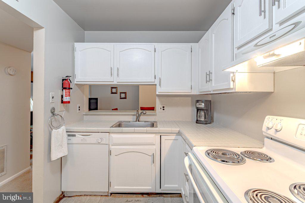 25 Church Road, Unit 145 Maple Shade, NJ 08052 - Photo 10 of 18
