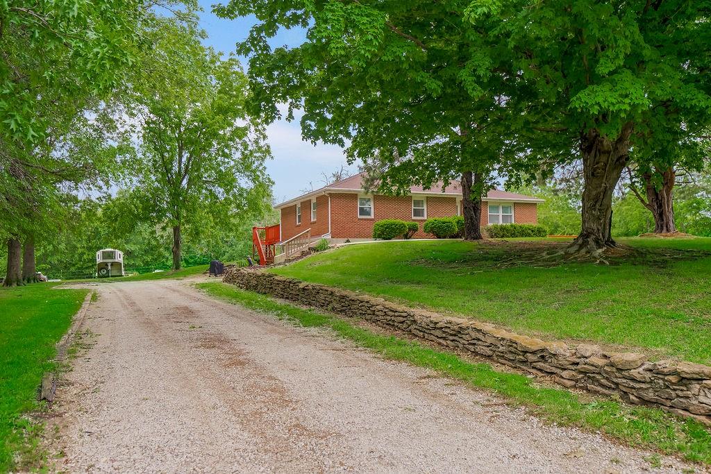 2526 Tri-County Line Road Lathrop, MO 64465 - Photo 4 of 47