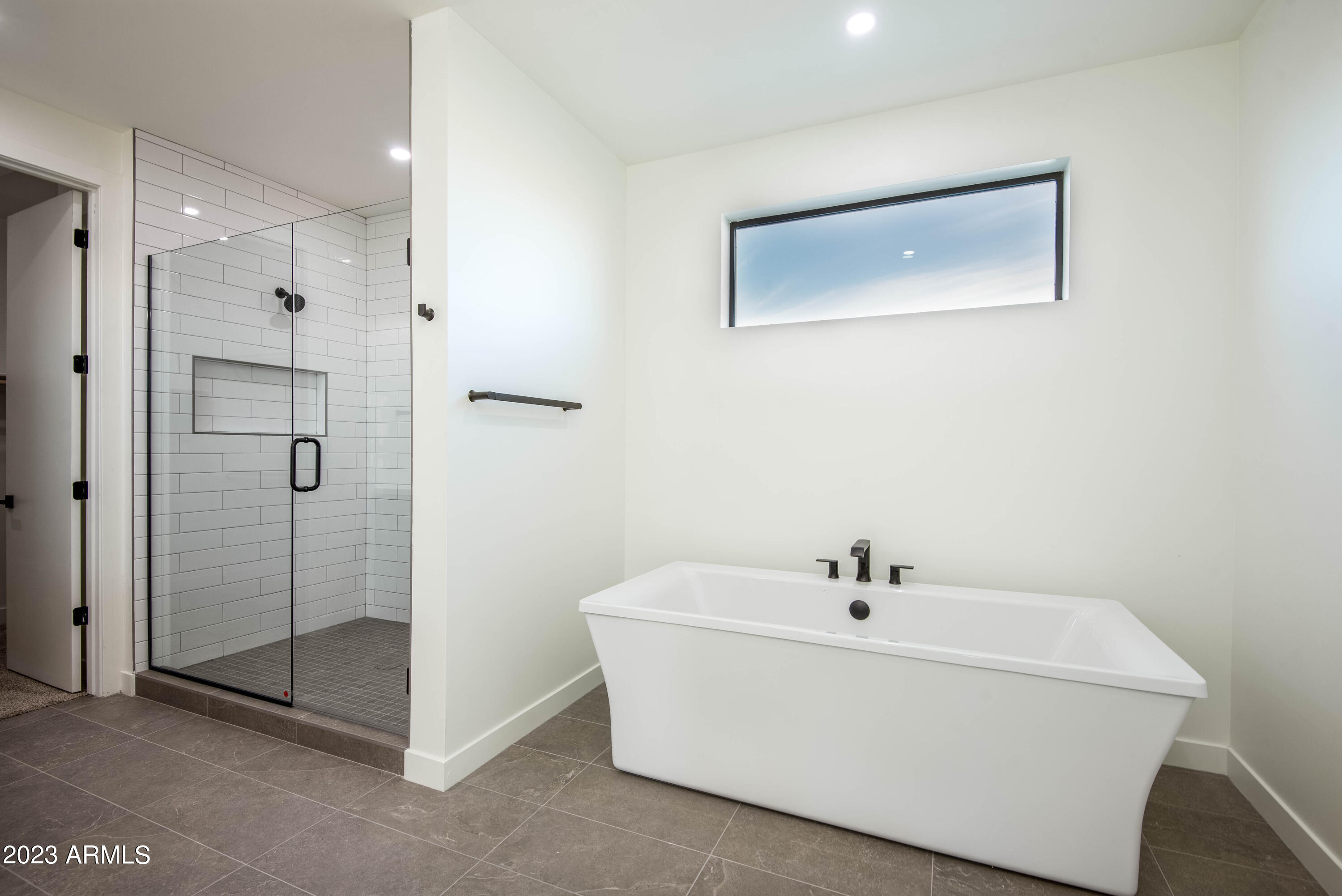 1625 East Lamar Road Phoenix, AZ 85016 - Photo 16 of 29 Ensuite Soaking Tubs