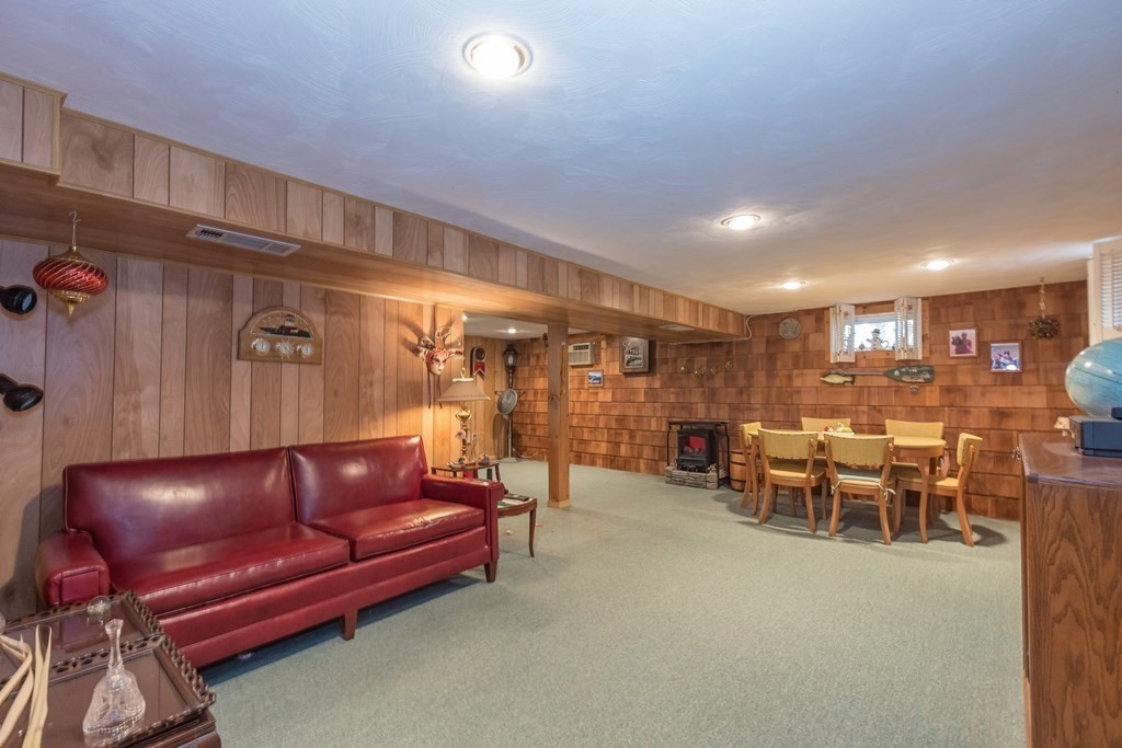 6 Bowman Road Billerica, MA 01821 - Photo 17 of 29
