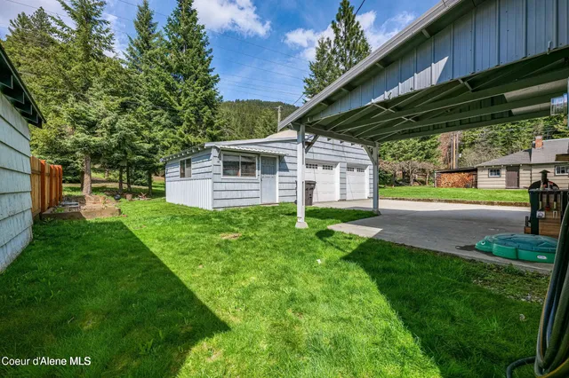 $375,000 | 104 9th Street, Silverton, ID 83873