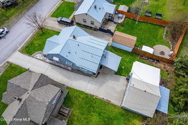 $375,000 | 104 9th Street, Silverton, ID 83873