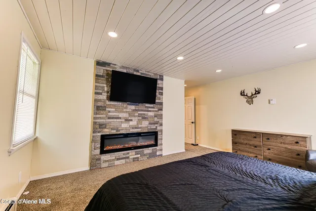 $375,000 | 104 9th Street, Silverton, ID 83873