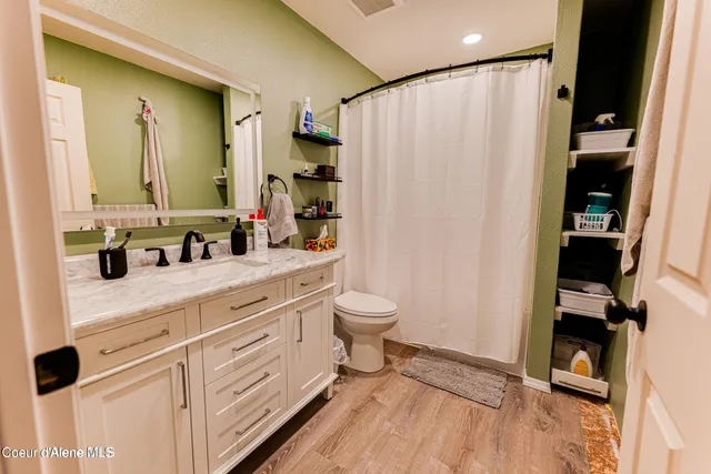 $375,000 | 104 9th Street, Silverton, ID 83873