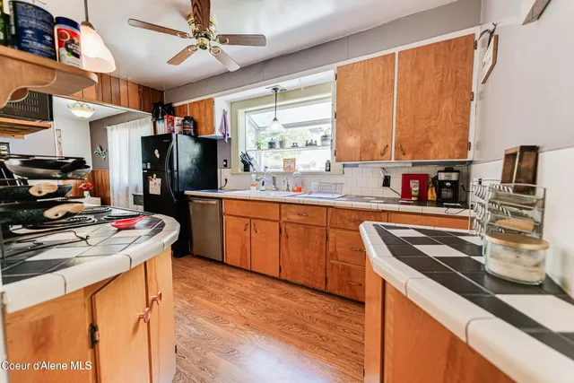 $375,000 | 104 9th Street, Silverton, ID 83873