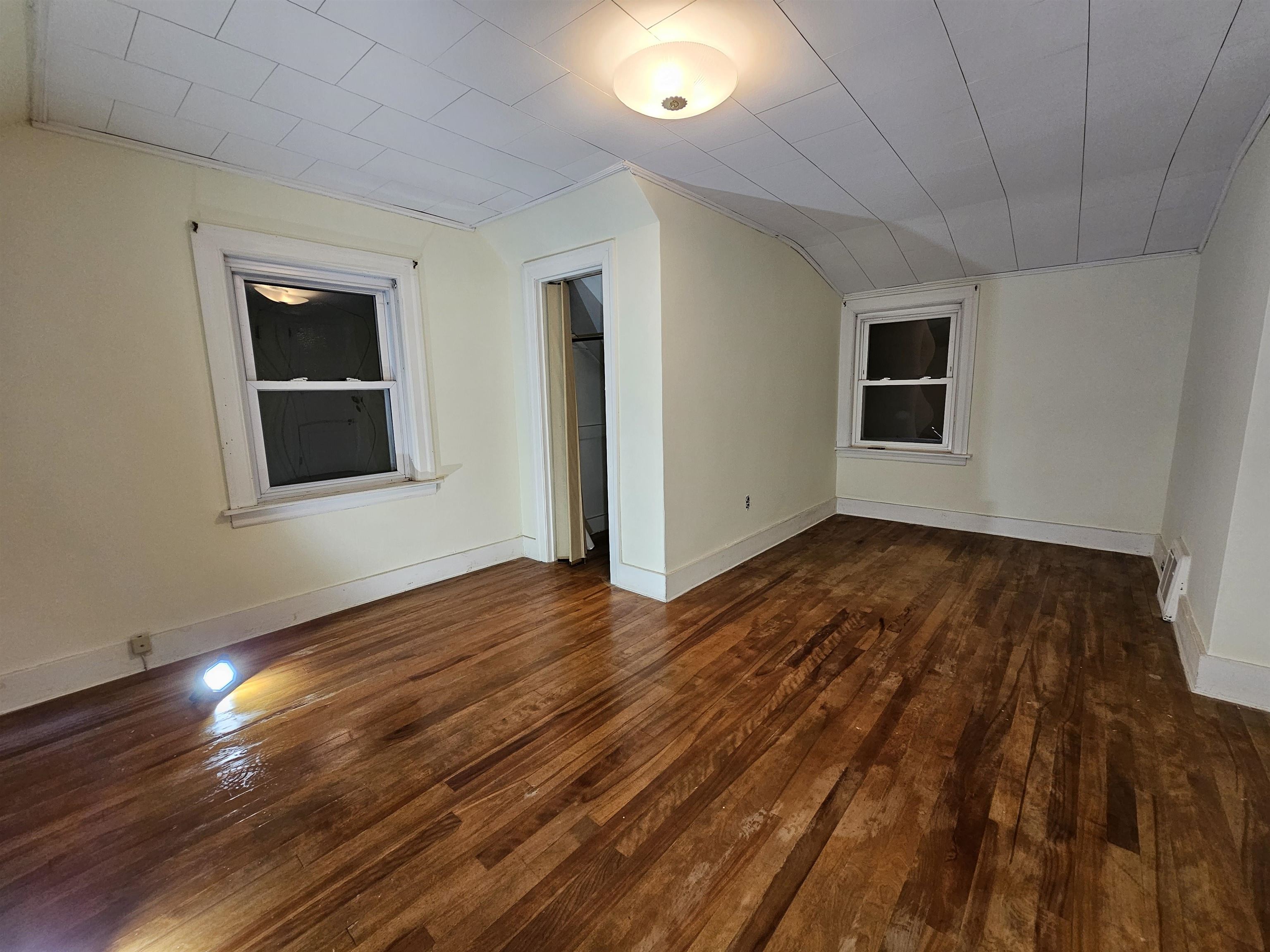 49 Clark Avenue Brattleboro, VT 05301 - Photo 18 of 45