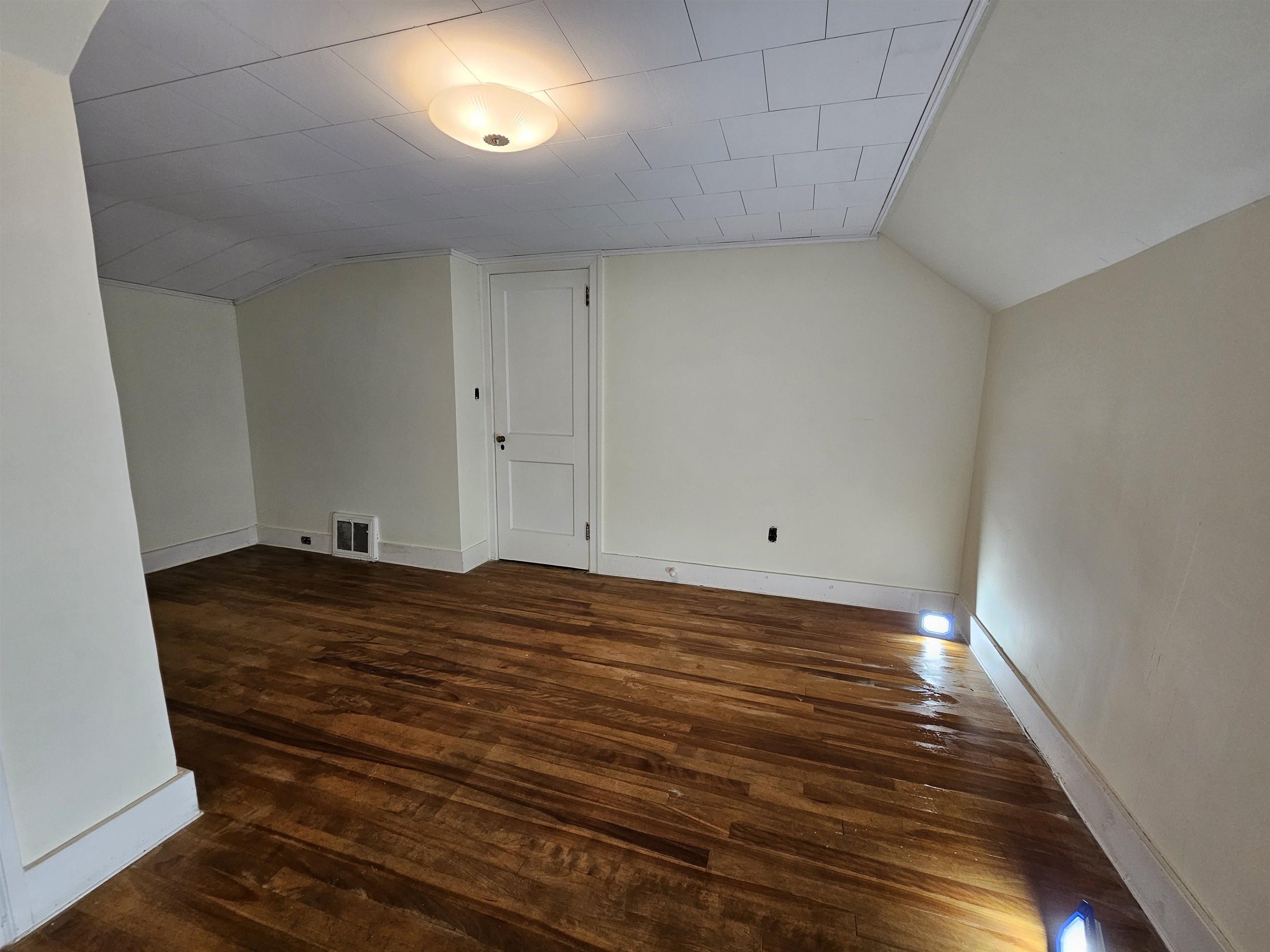 49 Clark Avenue Brattleboro, VT 05301 - Photo 19 of 45