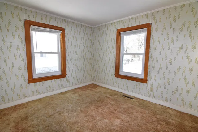 $284,900 | 49 Clark Avenue, Brattleboro, VT 05301