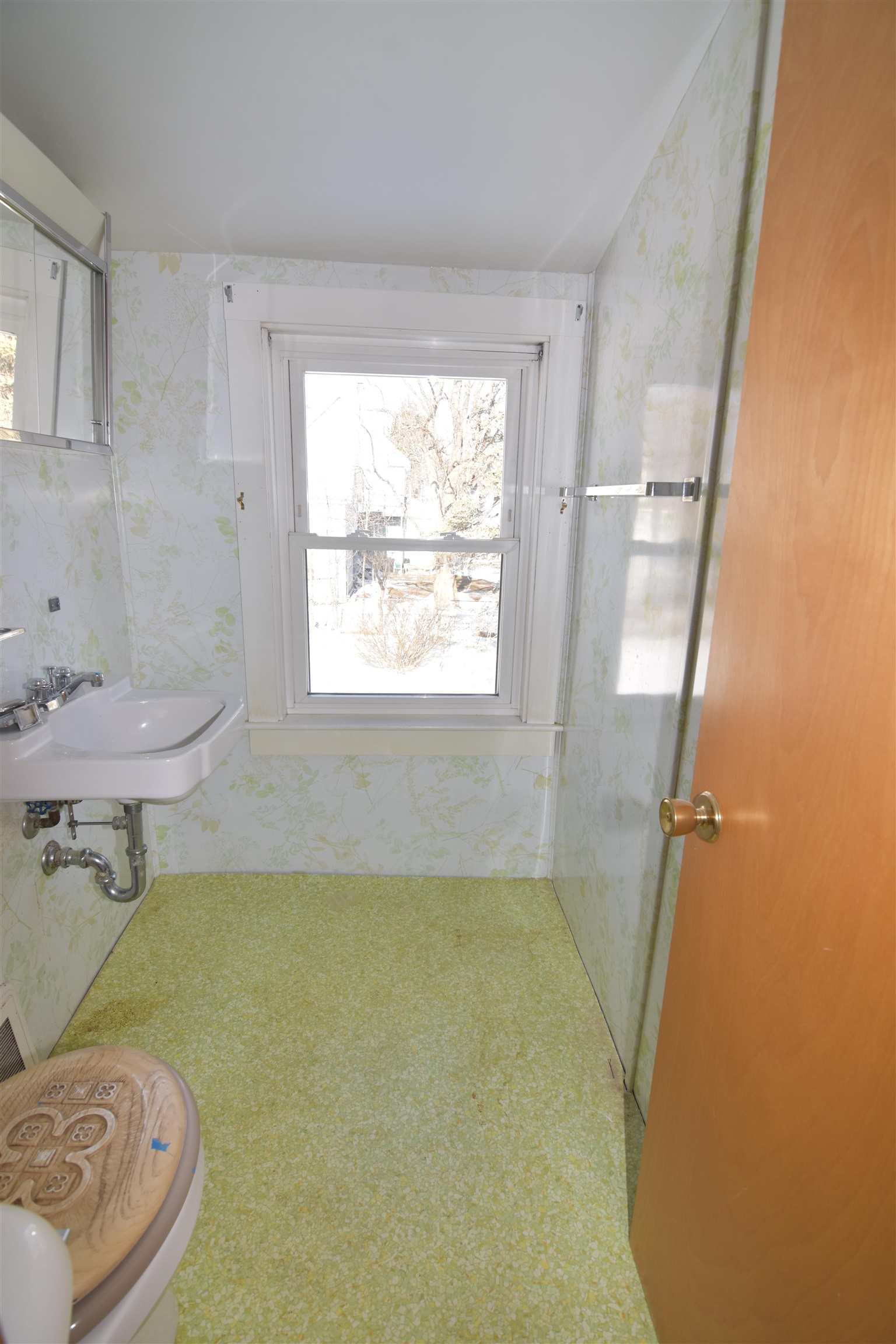 49 Clark Avenue Brattleboro, VT 05301 - Photo 28 of 45