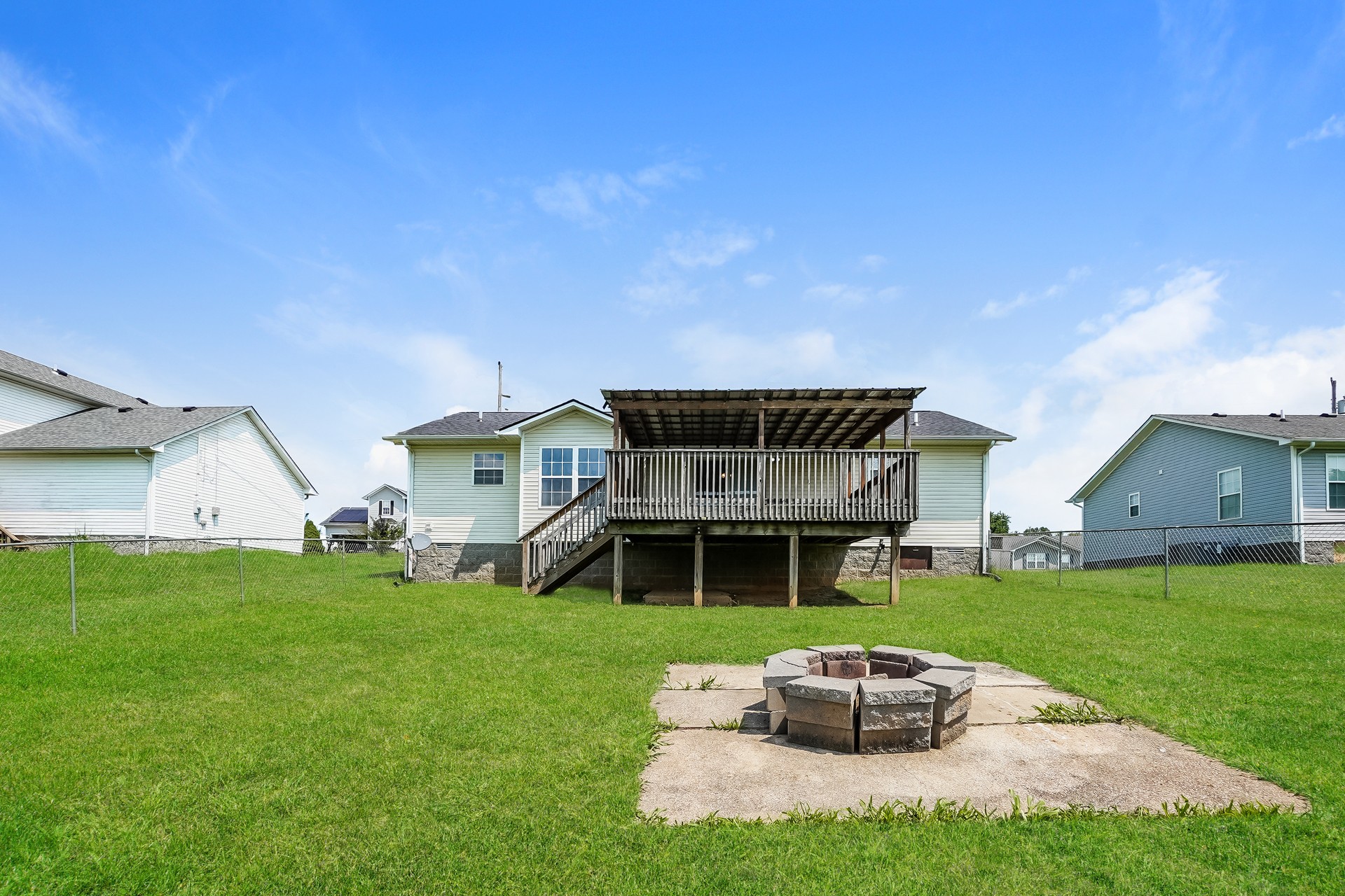 429 Filmore Road Oak Grove, KY 42262 - Photo 5 of 18
