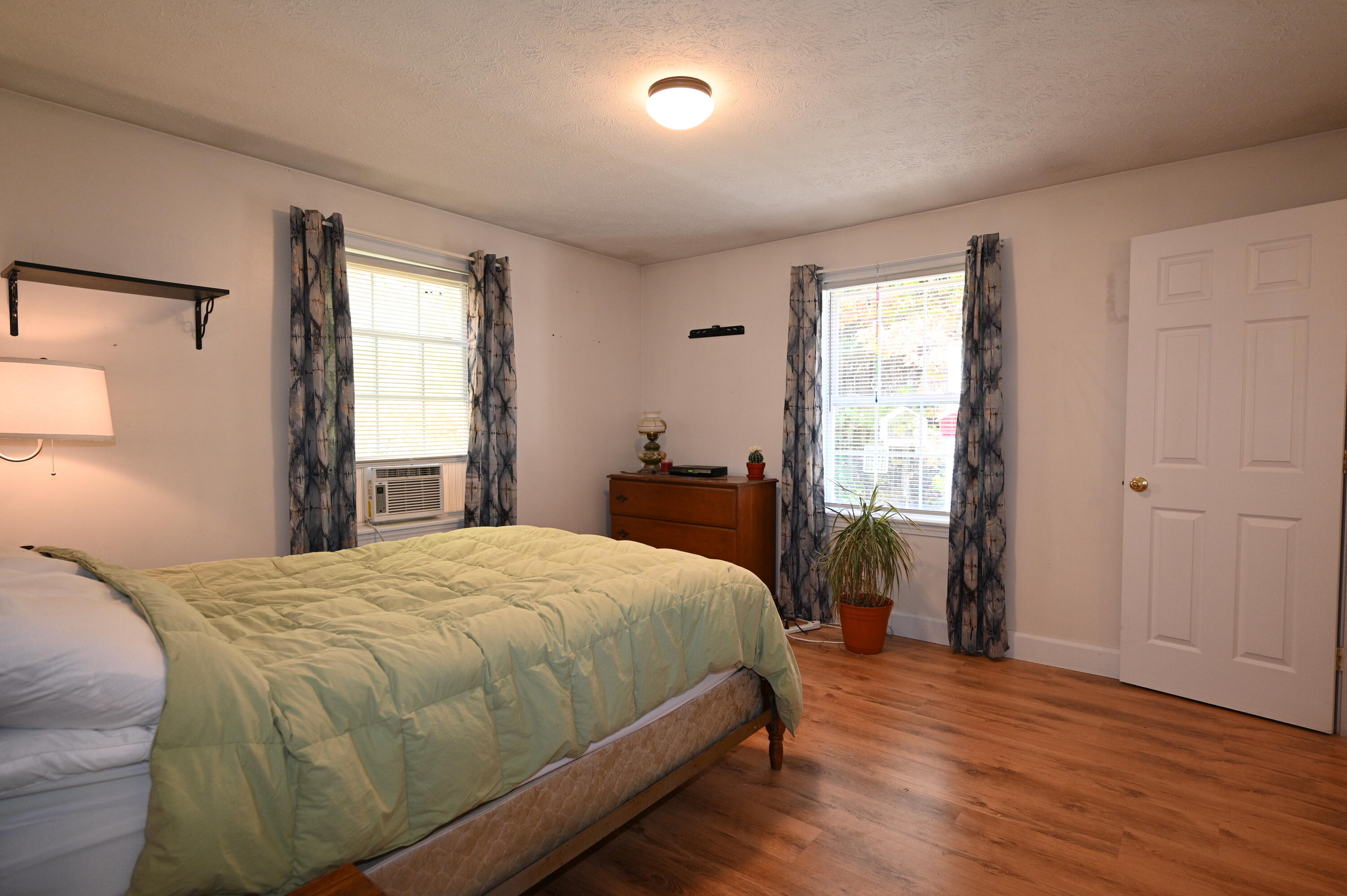 16 Easy Street Standish, ME 04084 - Photo 19 of 22 Primary bedroom