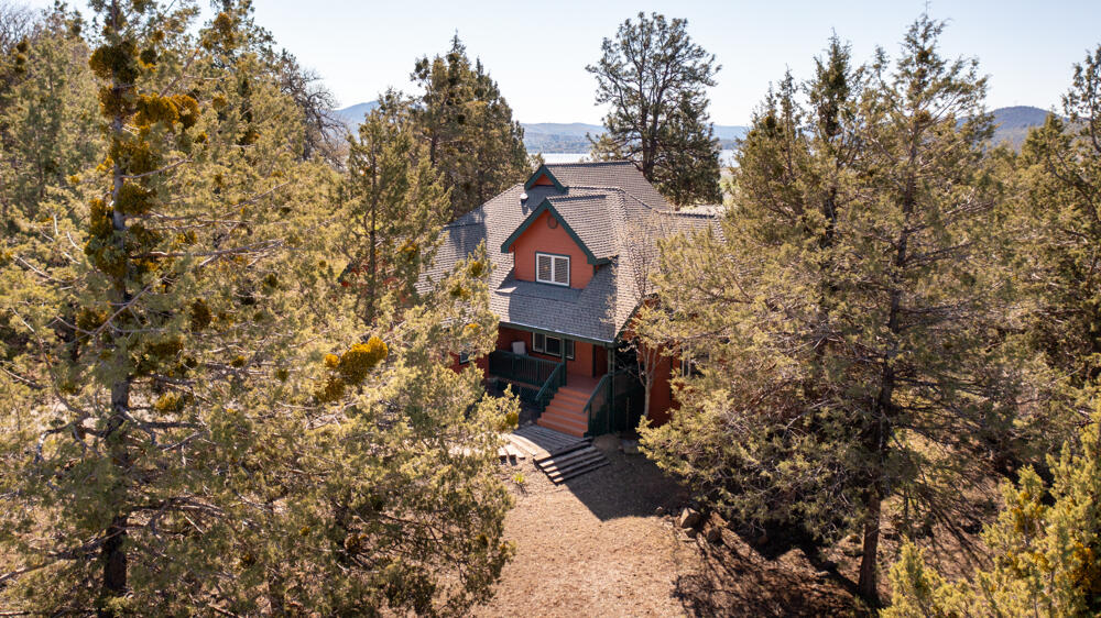 4626 Cooper's Hawk Road Klamath Falls, OR 97601 - Photo 15 of 70 4626CoopersHawkRd.-12