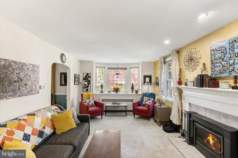 $529,000 | 403 Walnut Hill Lane, Havertown, PA 19083