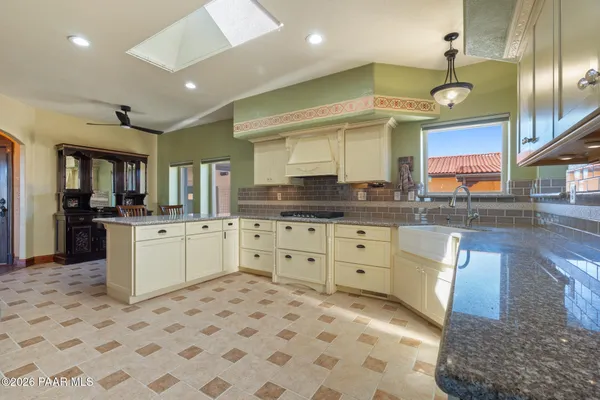 $699,000 | 645 North Ambassador Road, Dewey, AZ 86327