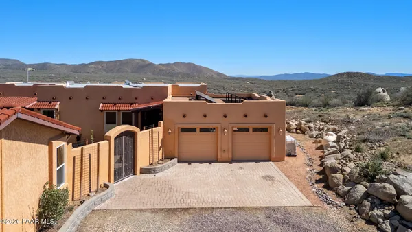 $699,000 | 645 North Ambassador Road, Dewey, AZ 86327