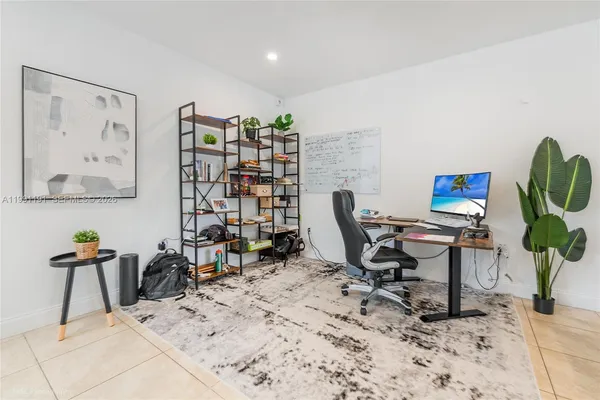 $6,000 | 3421 Southwest 13th Terrace, Unit 3421, Miami, FL 33145