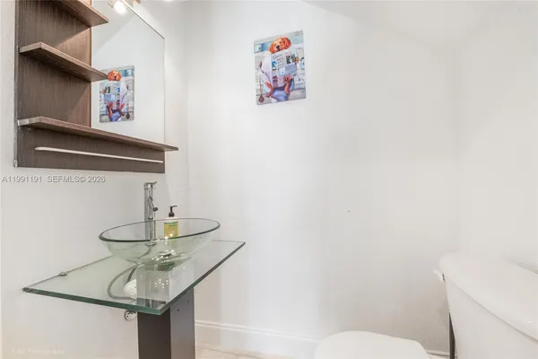 $6,000 | 3421 Southwest 13th Terrace, Unit 3421, Miami, FL 33145