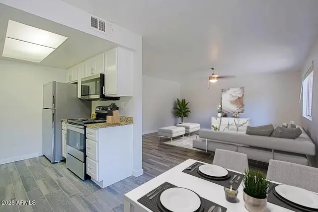 $1,350 | 1248 South Vineyard, Unit 2, Mesa, AZ 85210