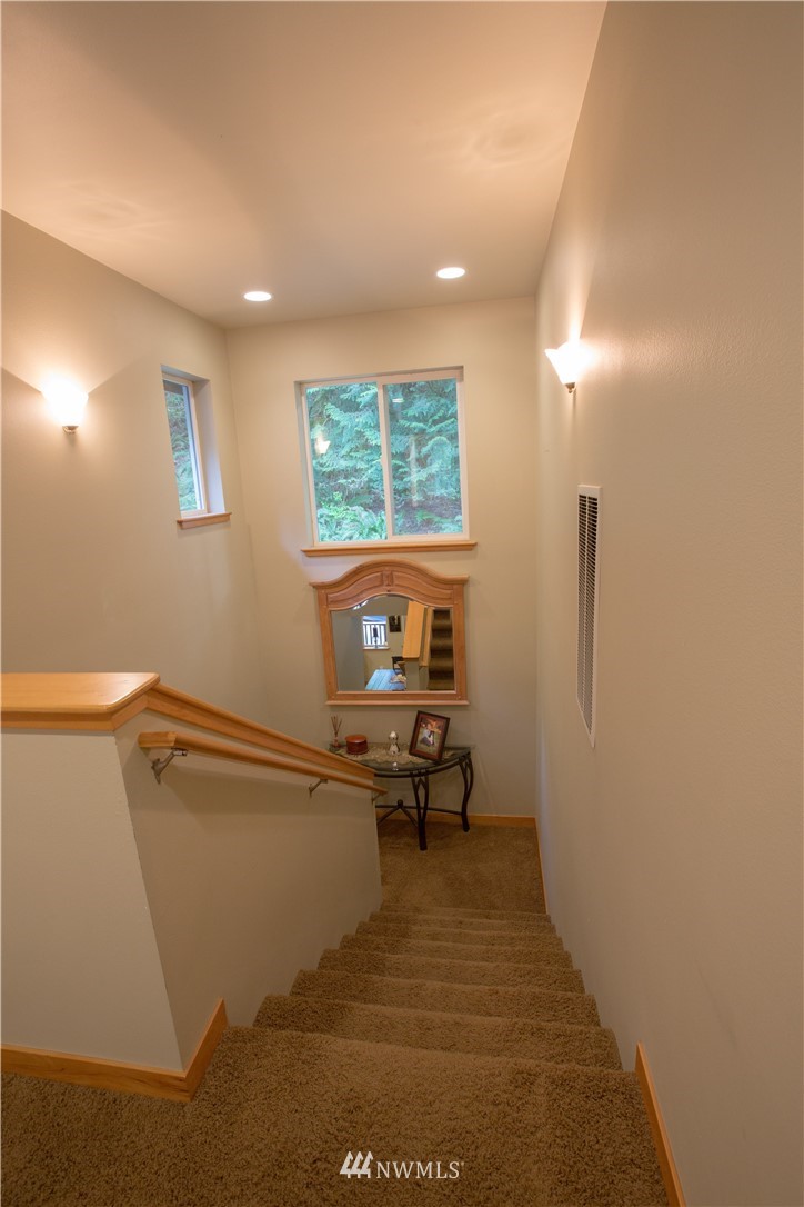24 Maple Court Bellingham, WA 98229 - Photo 17 of 25 Gallery Image 17