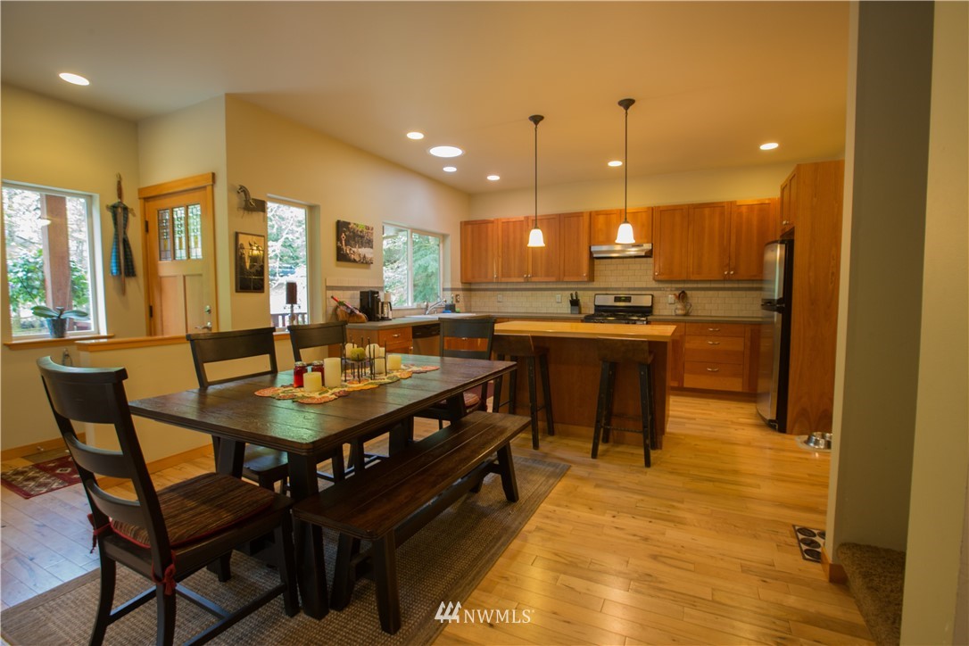 24 Maple Court Bellingham, WA 98229 - Photo 8 of 25 Gallery Image 8