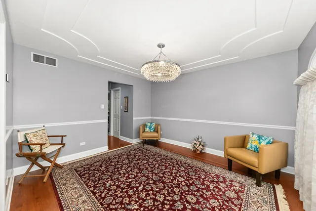 $997,500 | 6722 Sweetbriar Lane, Darien, IL 60561